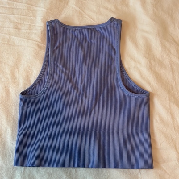 Athleta Aurora Seemless Tank - Picture 3 of 3